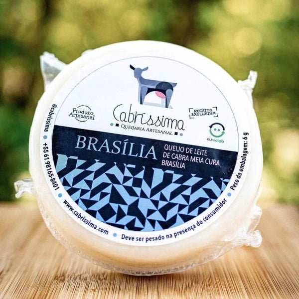 00135.jpg Queijo Meia Cura Brasília – 320g - Imagem 1
